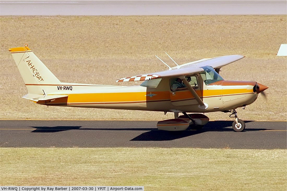 VH-RWQ, Cessna A152 Aerobat C/N A1520896, Belongs to the Royal Aero Club WA