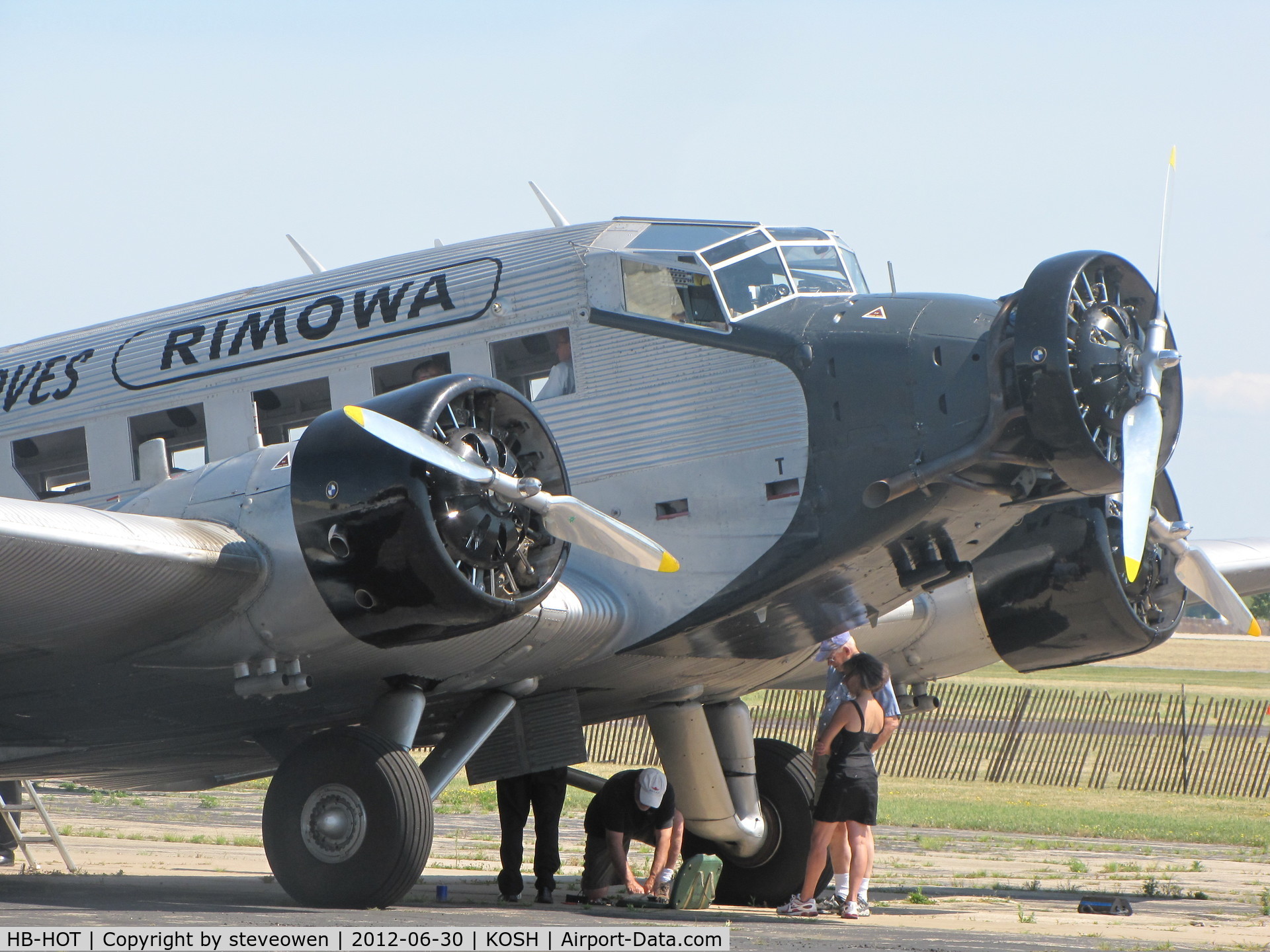 HB-HOT, 1939 Junkers Ju-52/3m g4e C/N 6595, Arrived at Oshkosh WI USA for the EAA's Airventure