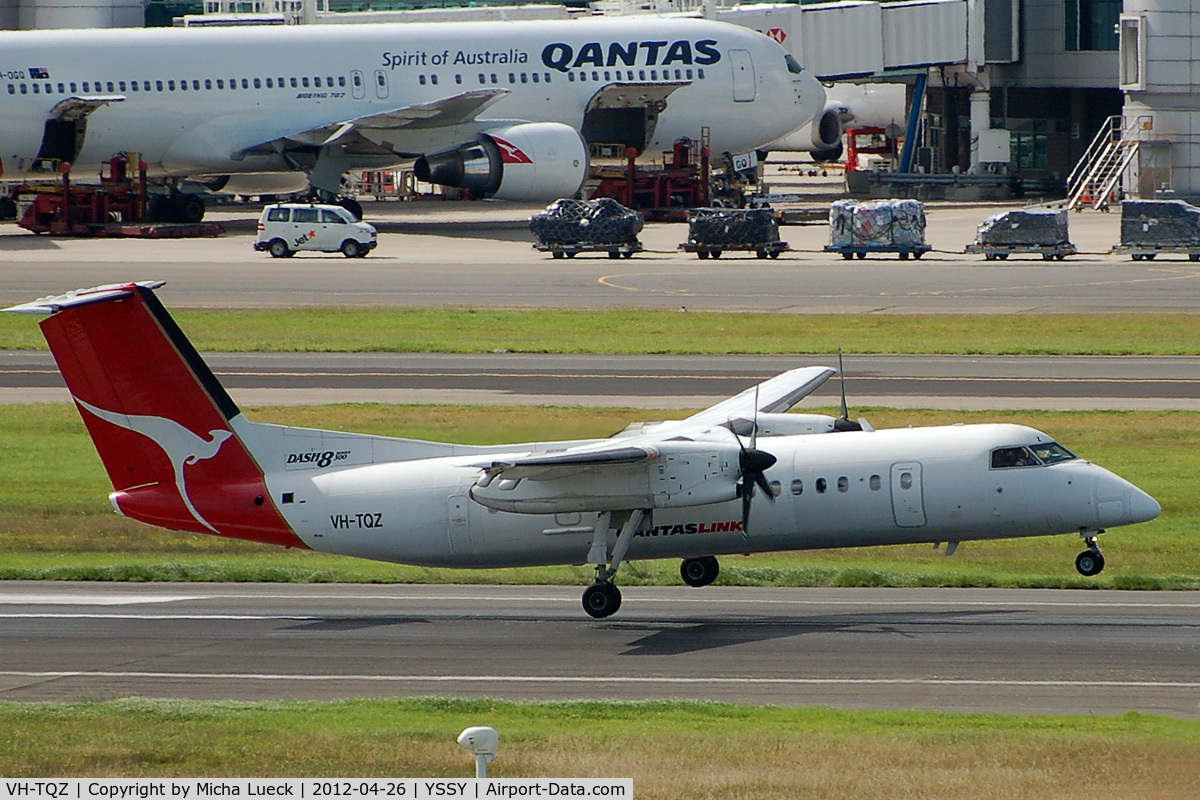 VH-TQZ, 2000 De Havilland Canada DHC-8-315Q Dash 8 C/N 555, At Sydney