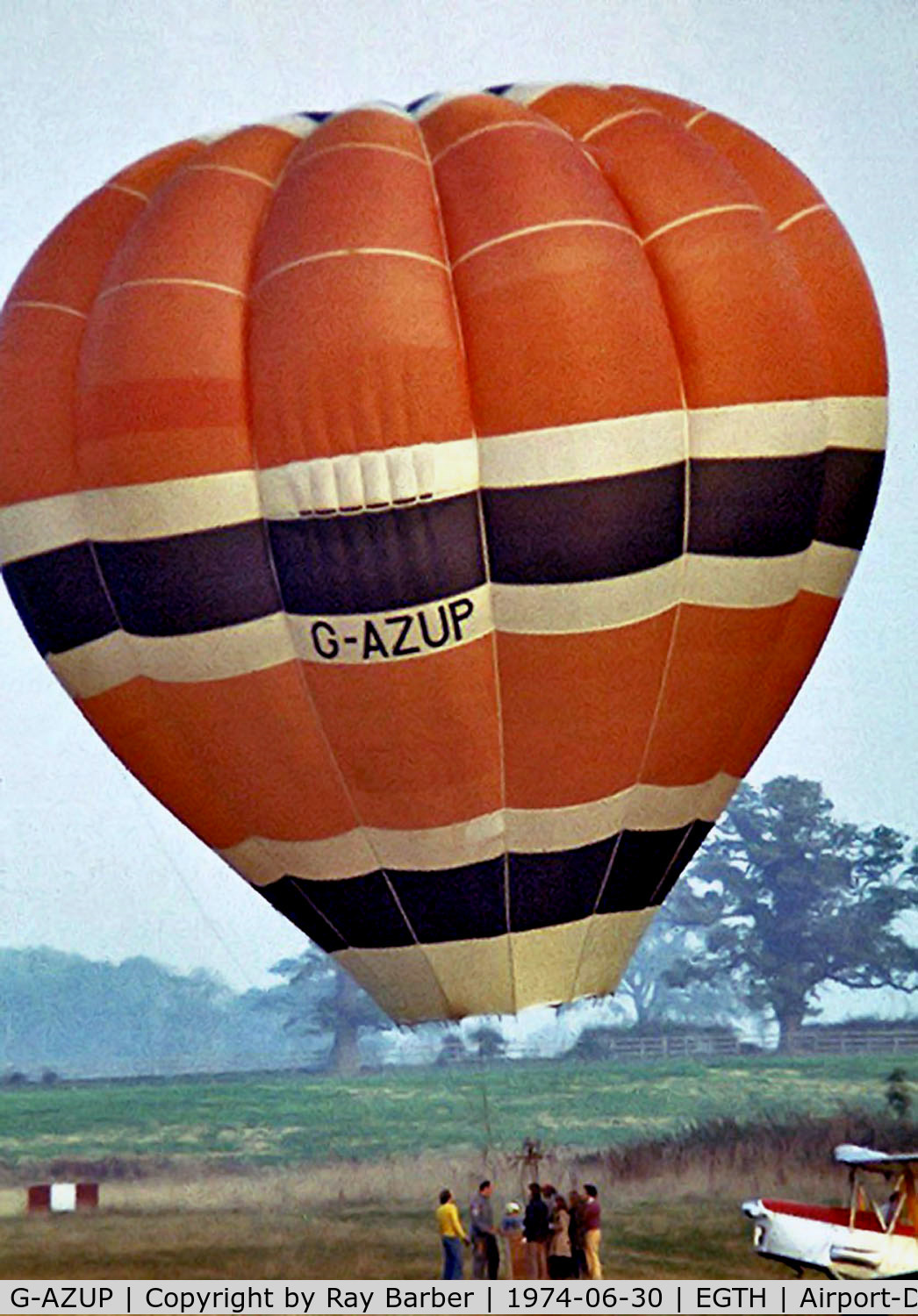 G-AZUP, 1972 Cameron Balloons O-65 C/N 36, Cameron O-65 HAFB [36] Old Warden~G 30/06/1974. Seen here at Old Warden Beds~G Taken from a slide.
