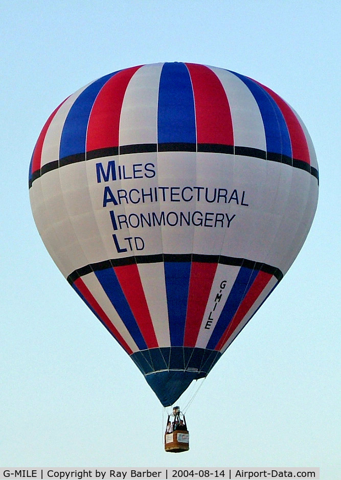 G-MILE, 1990 Cameron Balloons N-90 C/N 2411, Seen at Ashton Court Bristol~G