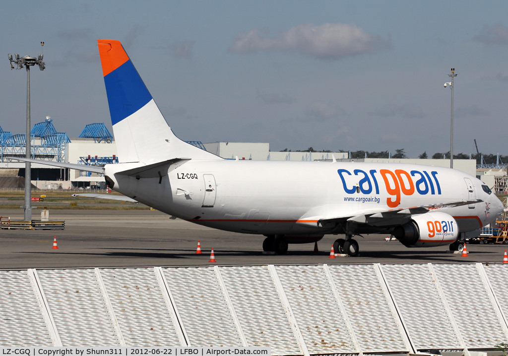 LZ-CGQ, 1993 Boeing 737-3Y5 C/N 25614/2467, Parked at the Cargo apron... new in the fleet...