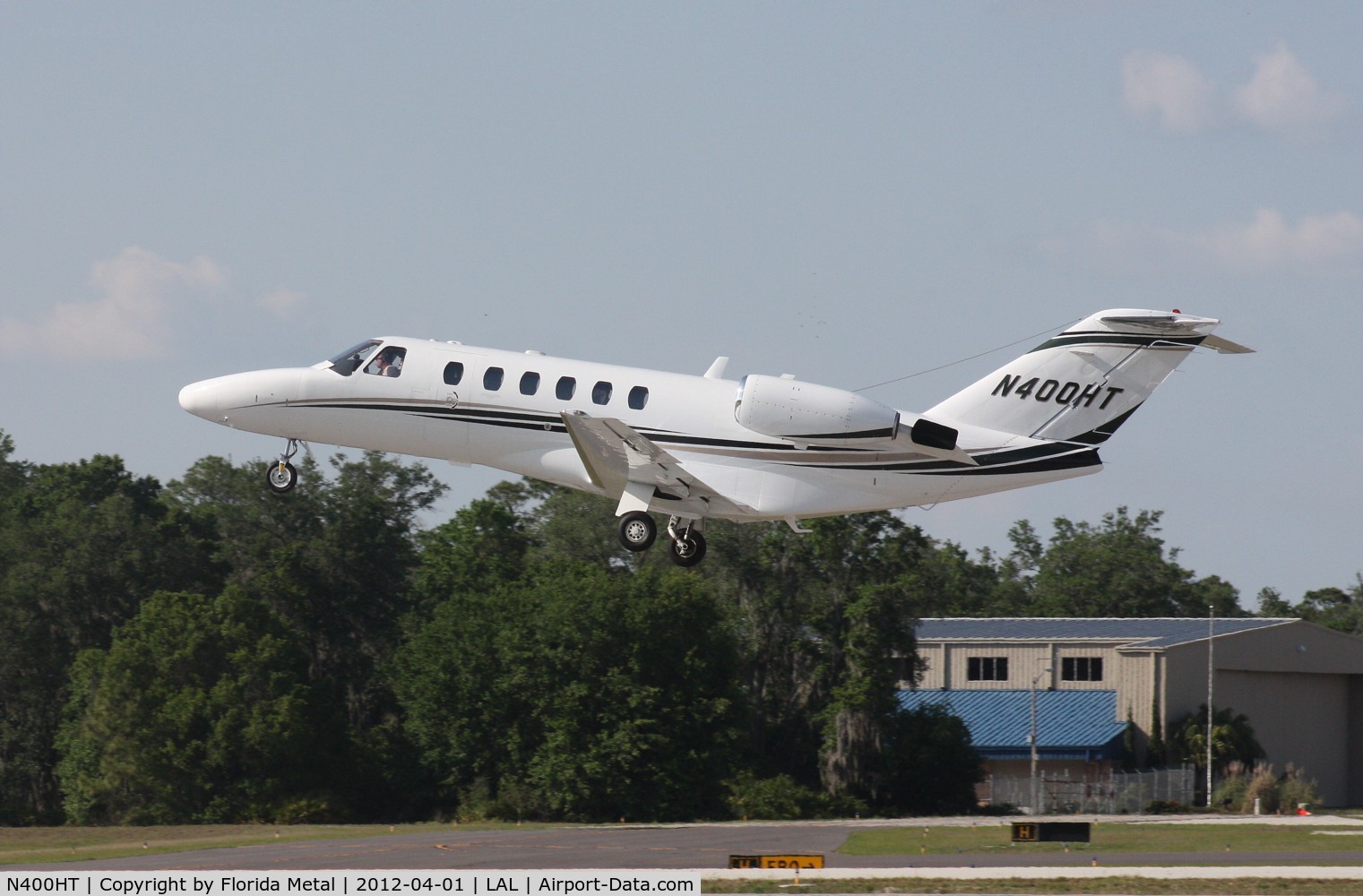 N400HT, 2004 Cessna 525A CitationJet CJ2 C/N 525A0208, Cessna CJ2