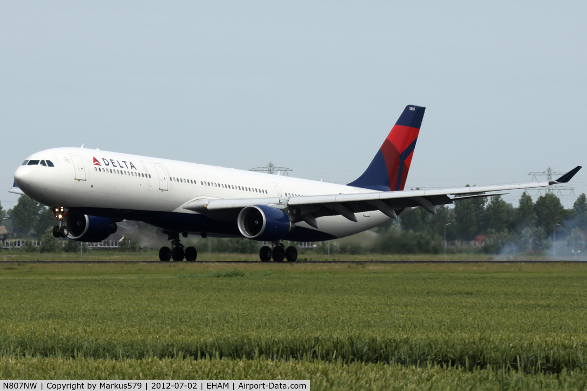 N807NW, 2004 Airbus A330-323 C/N 0588, Polderbaan