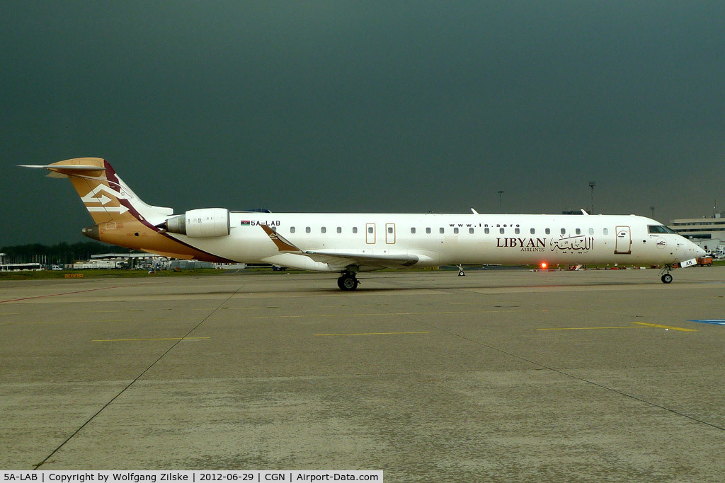 5A-LAB, 2007 Bombardier CRJ-900ER (CL-600-2D24) C/N 15121, visitor