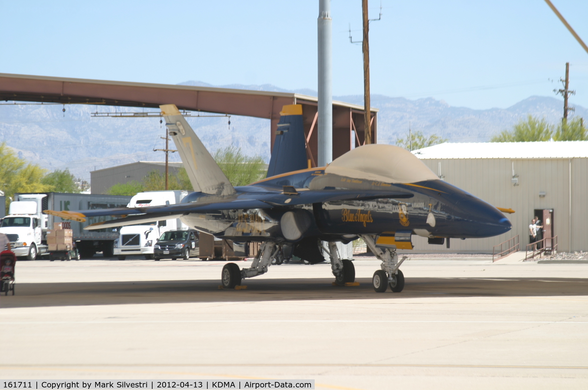 161711, McDonnell Douglas F/A-18B Hornet C/N 0058/B016, Davis Monthan Airshow Practice Day