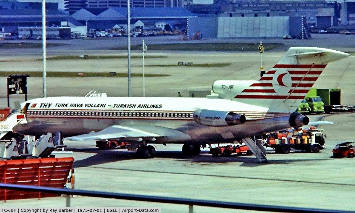 TC-JBF, 1974 Boeing 727-2F2 C/N 20980/1085, Boeing 727-2F2 [20980] (Turkish Airlines) Heathrow~G 01/07/1975. Seen here .Taken from a slide.