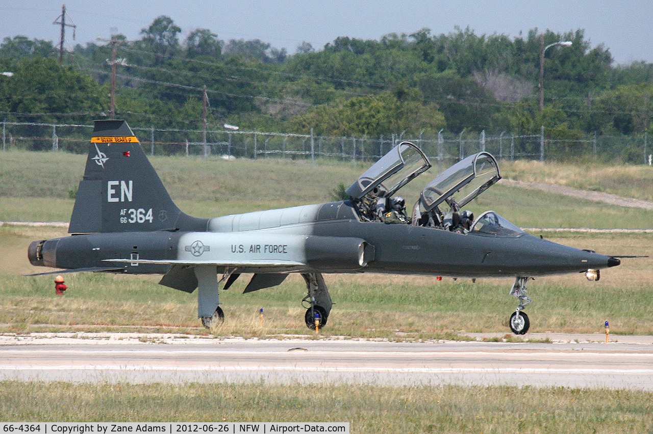 66-4364, 1966 Northrop T-38A Talon C/N N.5795, At NAS Fort Worth