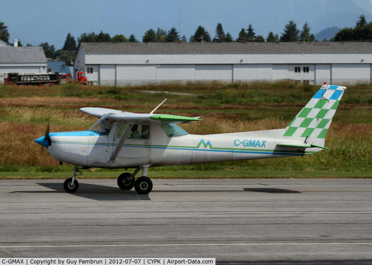 C-GMAX, 1980 Cessna A152 Aerobat C/N A1520888, Could use a good scrubbing !