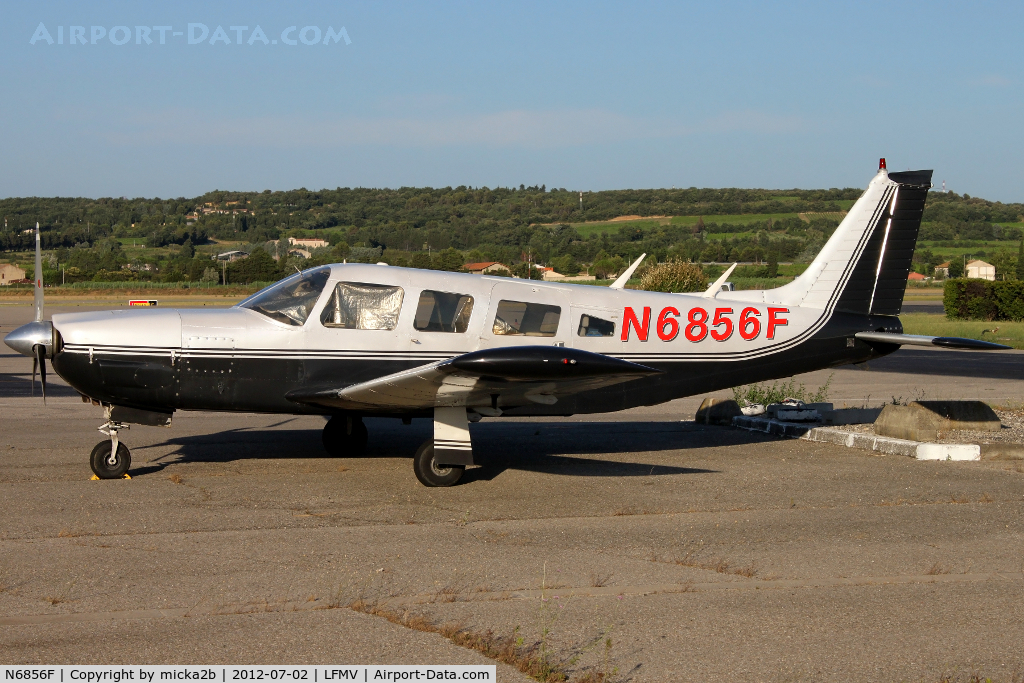 N6856F, 1976 Piper PA-32R-300 Cherokee Lance C/N 32R-7780040, Parked