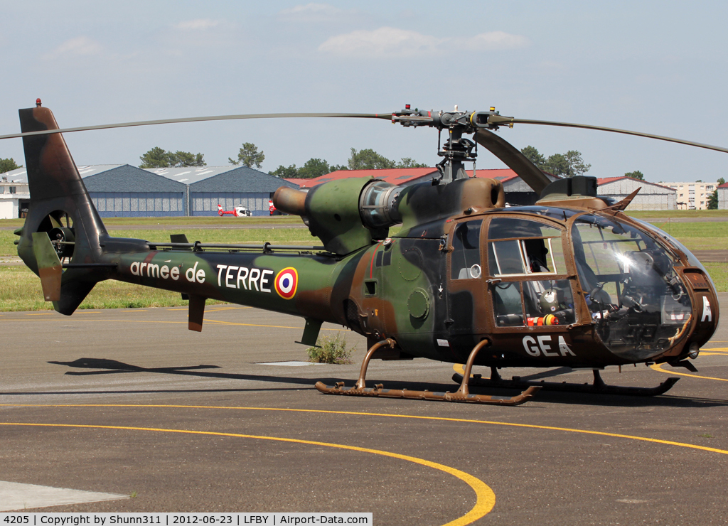 4205, Aérospatiale SA-342M Gazelle C/N 2205, Used as a demo helicopter during LFBY Open Day 2012