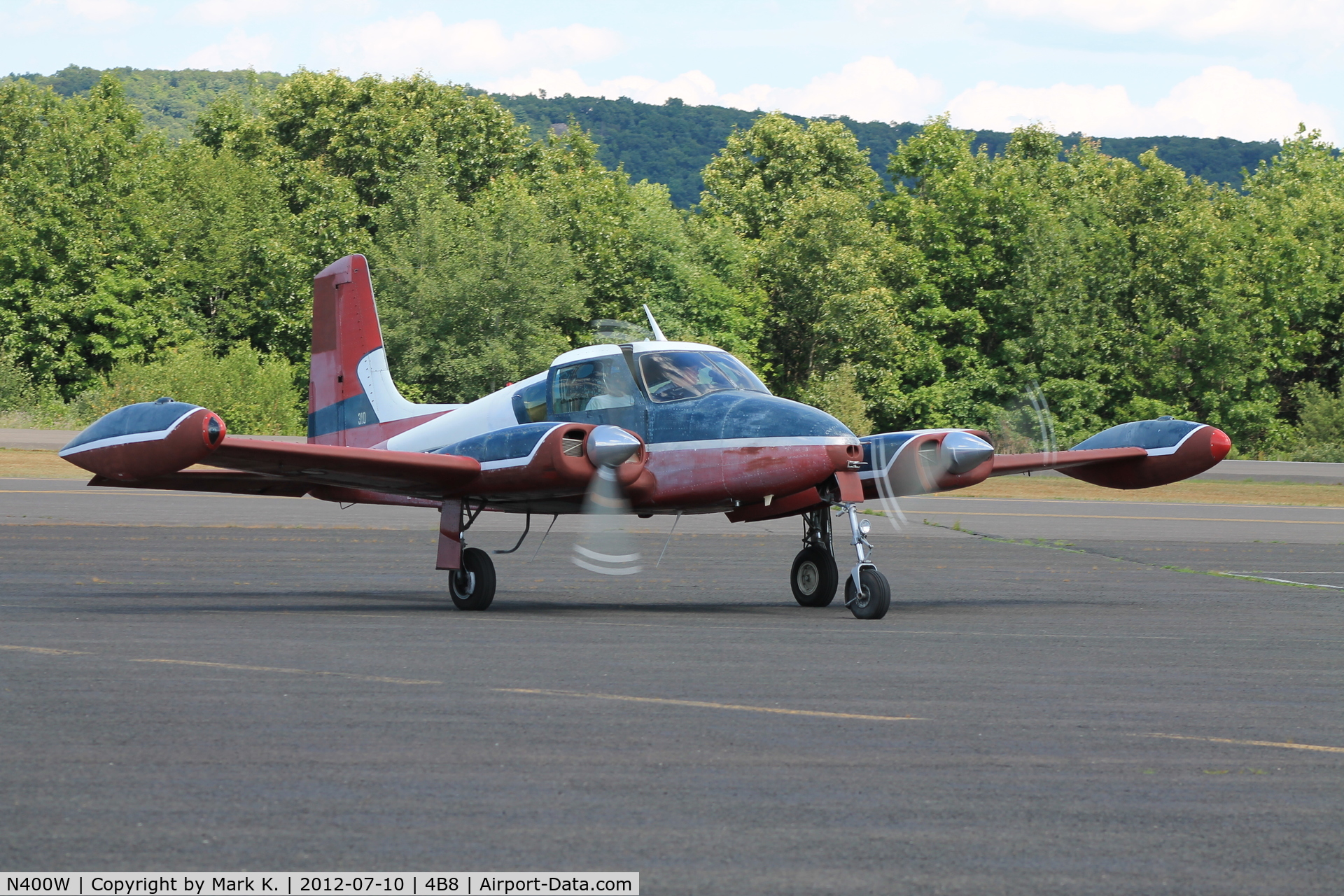 N400W, 1956 Cessna 310 C/N 35226, Taxiing back to the ramp.