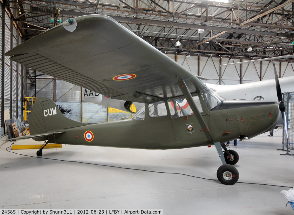 24585, 1959 Cessna L-19E Bird Dog C/N 24585, Preserved by Dax ALAT Museum and seen during Open Day 2012