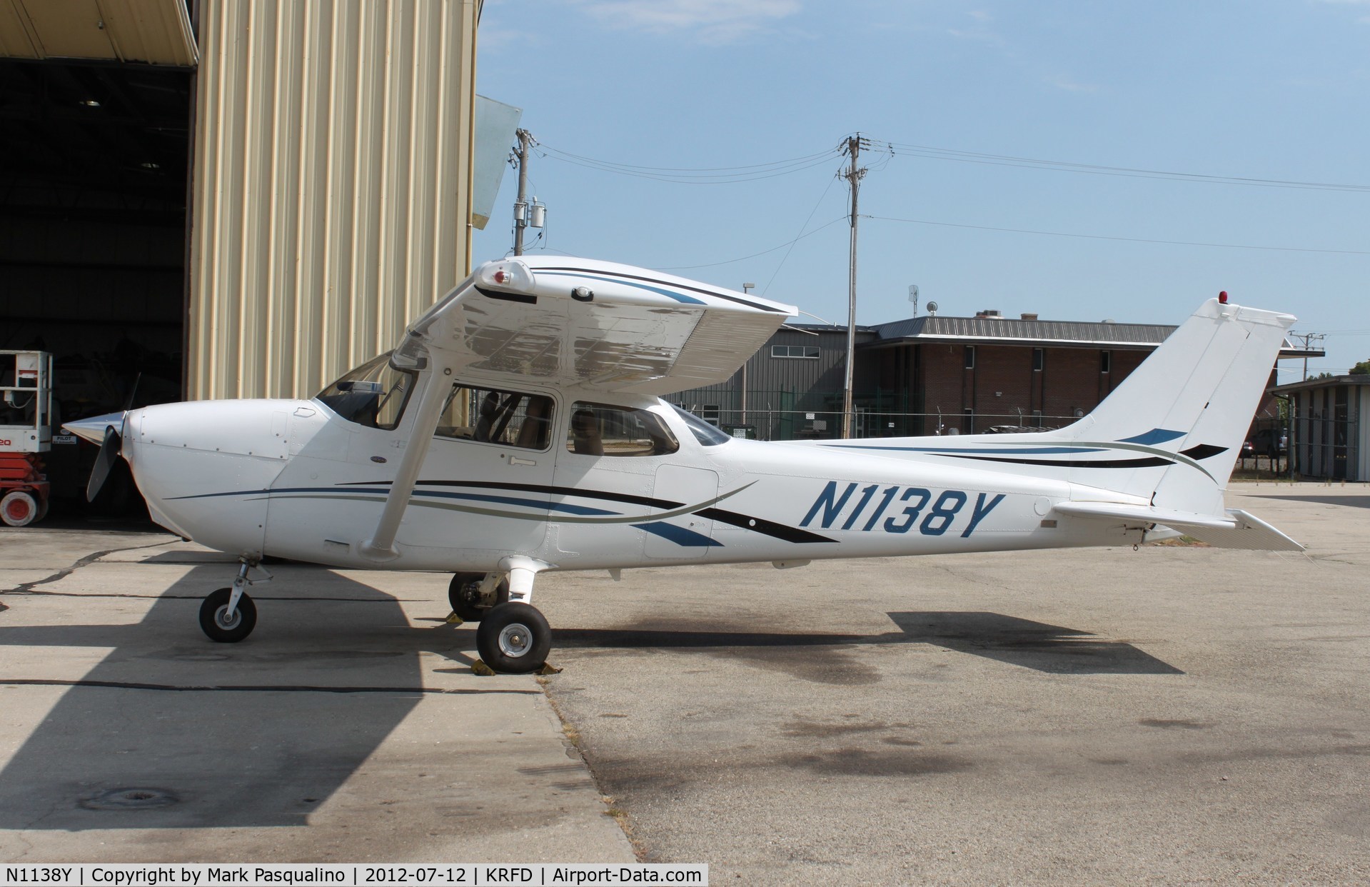 N1138Y, 2006 Cessna 172S C/N 172S10327, Cessna 172S
