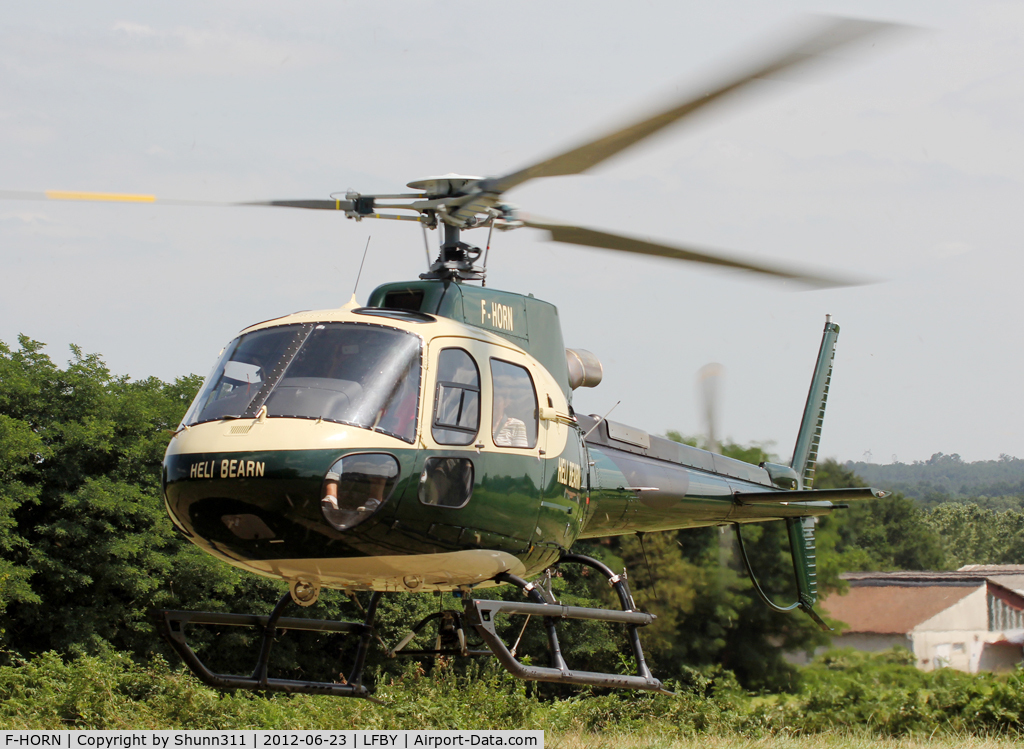 F-HORN, Aerospatiale AS-350B-3 Ecureuil C/N 7381, Used for first flight during LFBY Open Day 2012