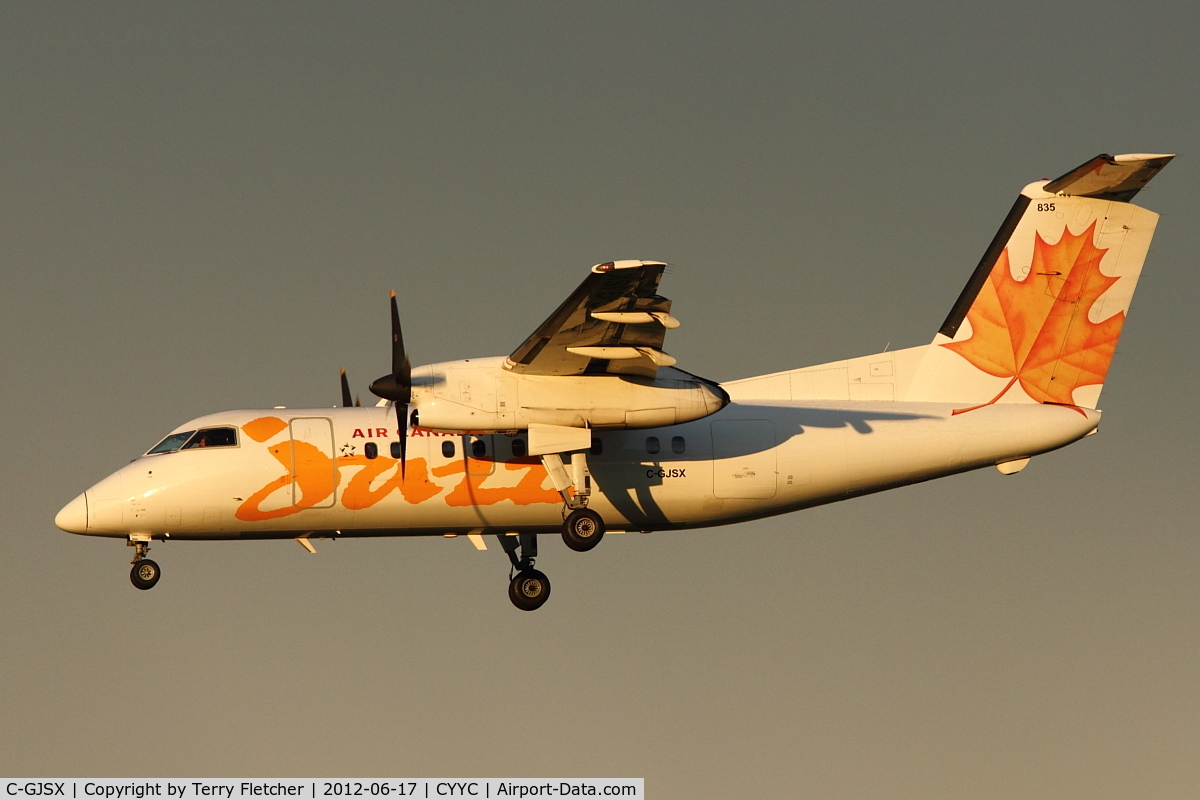 C-GJSX, 1987 De Havilland Canada DHC-8-102 Dash 8 C/N 088, at Calgary