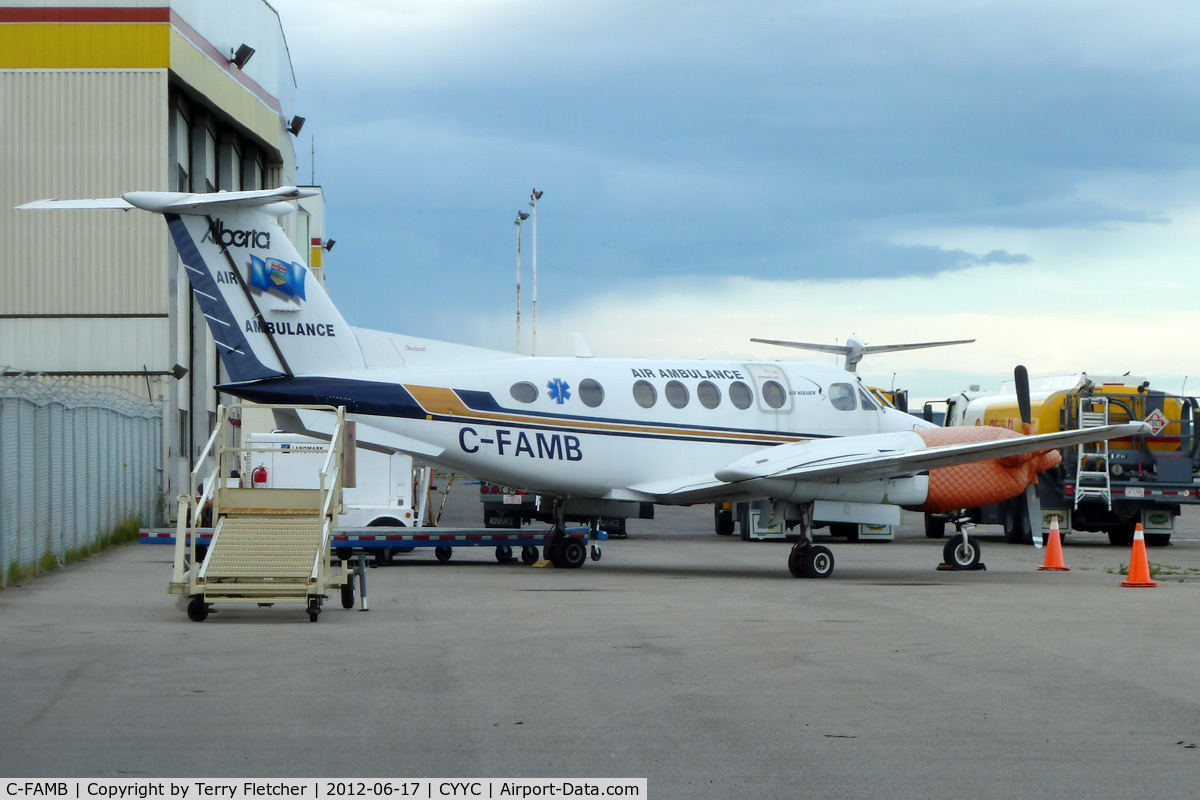 C-FAMB, 1987 Beech B200 King Air C/N BB-1281, at Calgary