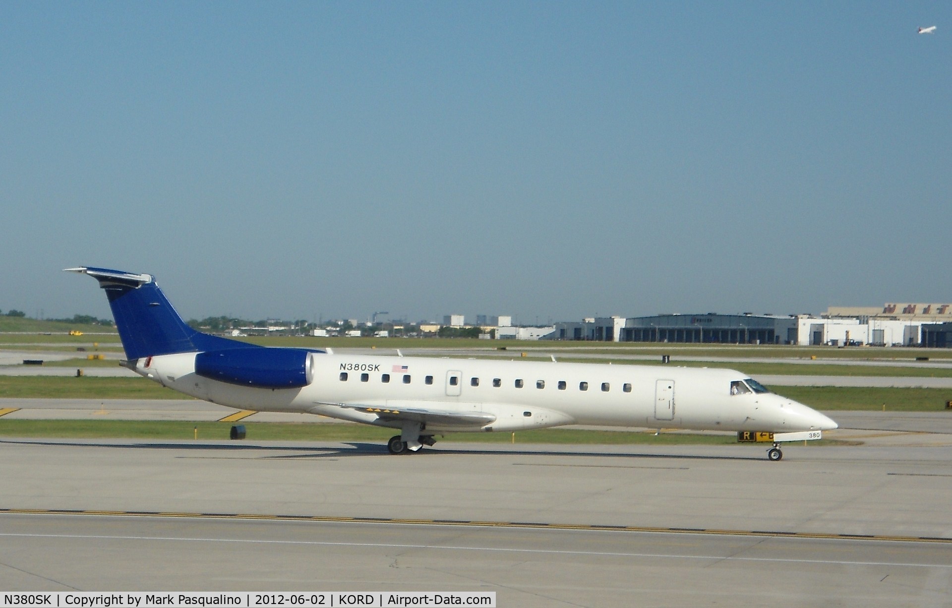 N380SK, 2002 Embraer ERJ-140LR (EMB-135KL) C/N 145613, EMB-135KL