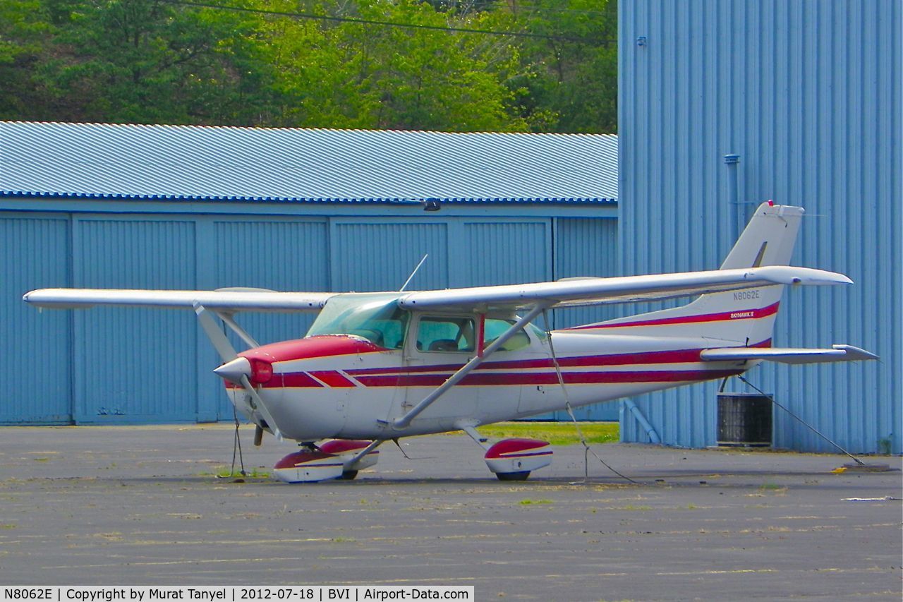N8062E, 1978 Cessna 172N C/N 17272123, Parked at the Air Heritage Museum off of BVI