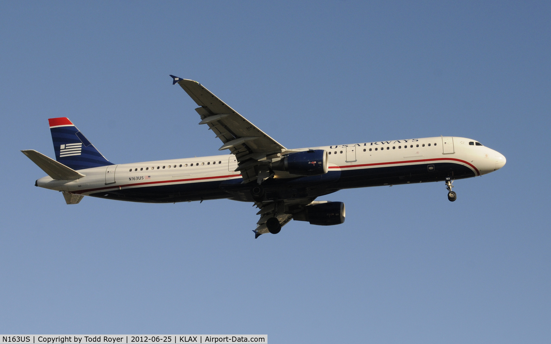 N163US, 2001 Airbus A321-211 C/N 1417, Arriving at LAX on 24R