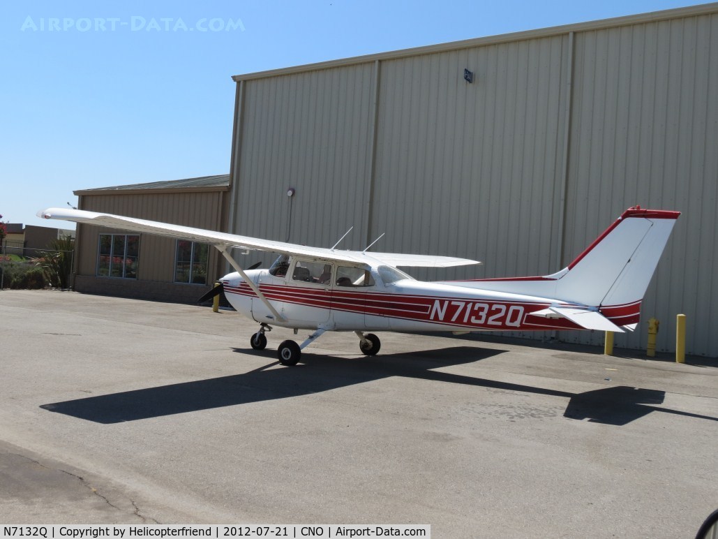 N7132Q, 1972 Cessna 172L C/N 17260432, Parked on the southside of Plames Of Fame museum