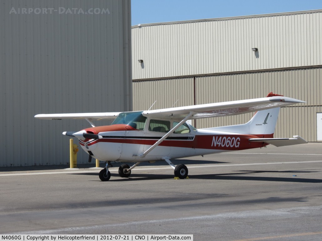 N4060G, Cessna 172M C/N 17264771, Parked on the southside of Plames Of Fame museum