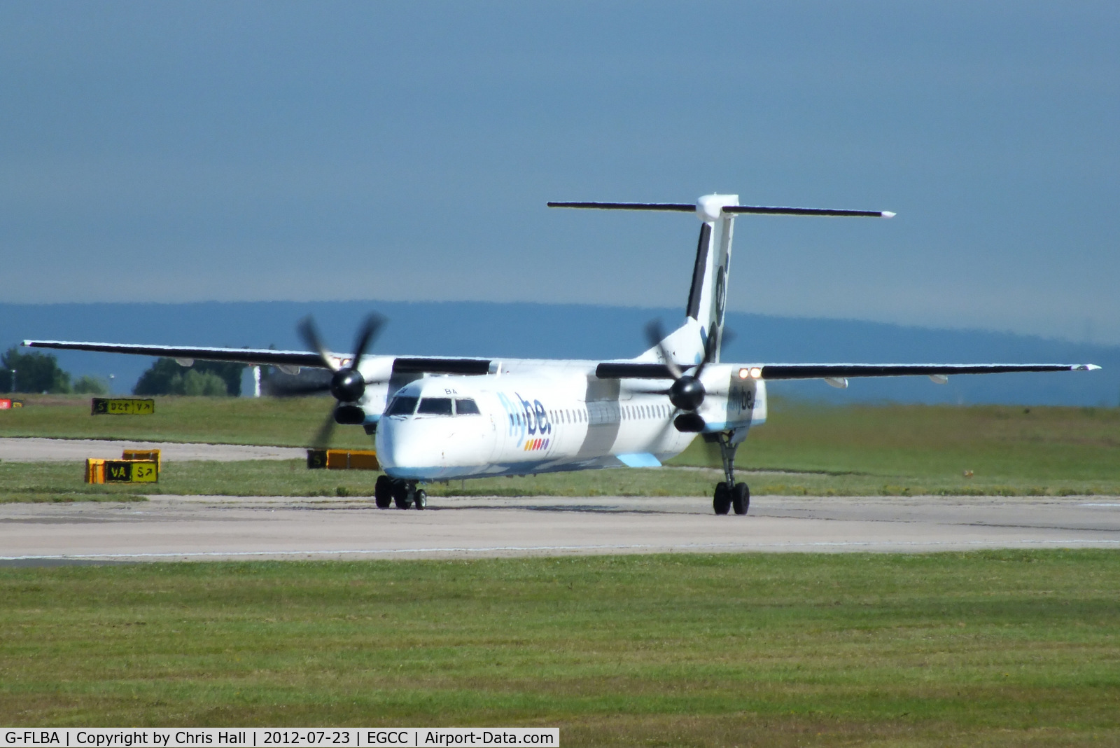 G-FLBA, 2009 De Havilland Canada DHC-8-402Q Dash 8 C/N 4253, flybe