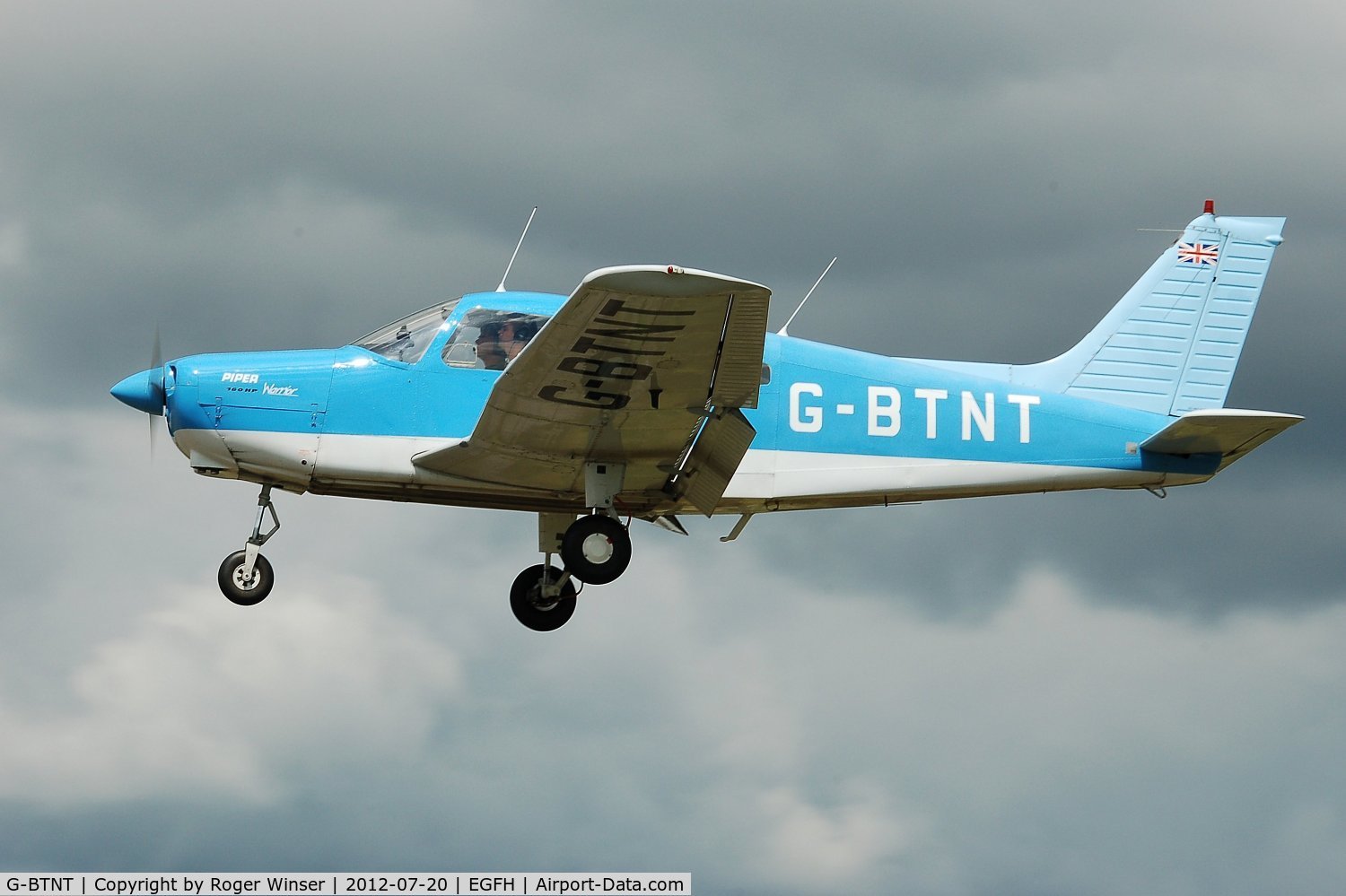 G-BTNT, 1976 Piper PA-28-151 Cherokee Warrior C/N 28-7615401, Visiting Cherokee Warrior of Azure Flying Club.