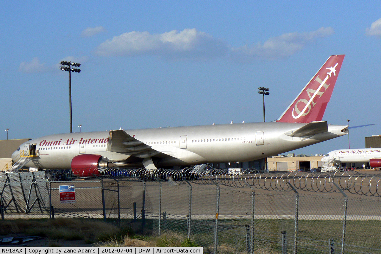 N918AX, 1997 Boeing 777-222 C/N 26935, At DFW Airport