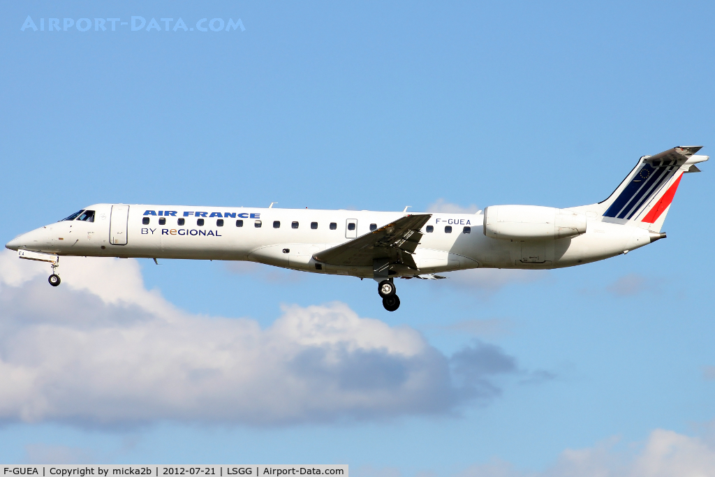 F-GUEA, 2000 Embraer EMB-145MP (ERJ-145MP) C/N 145342, Landing in 05