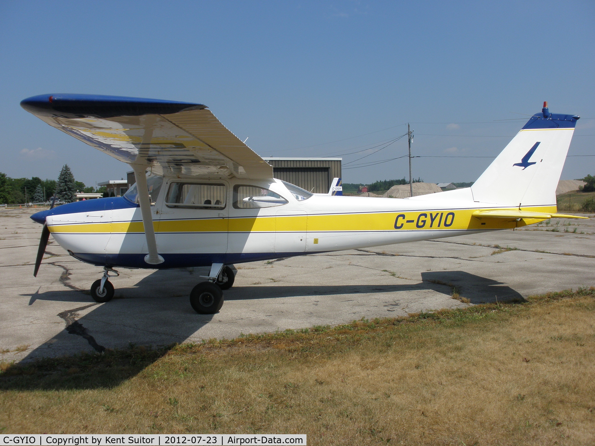 C-GYIO, 1963 Cessna 172D C/N 17249918, Guelph Airfield