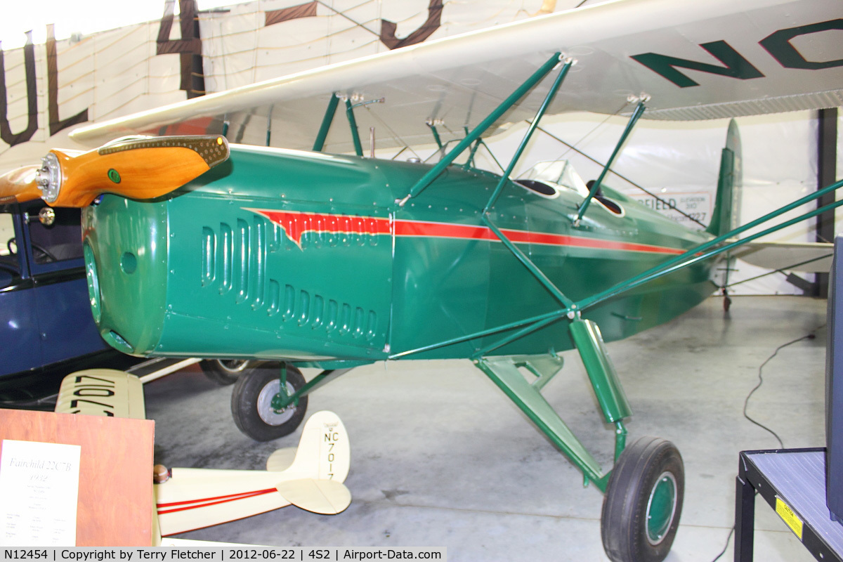 N12454, Fairchild 22 C7B C/N 1503, at Western Antique Aeroplane and Automobile Museum at Hood River, Oregon