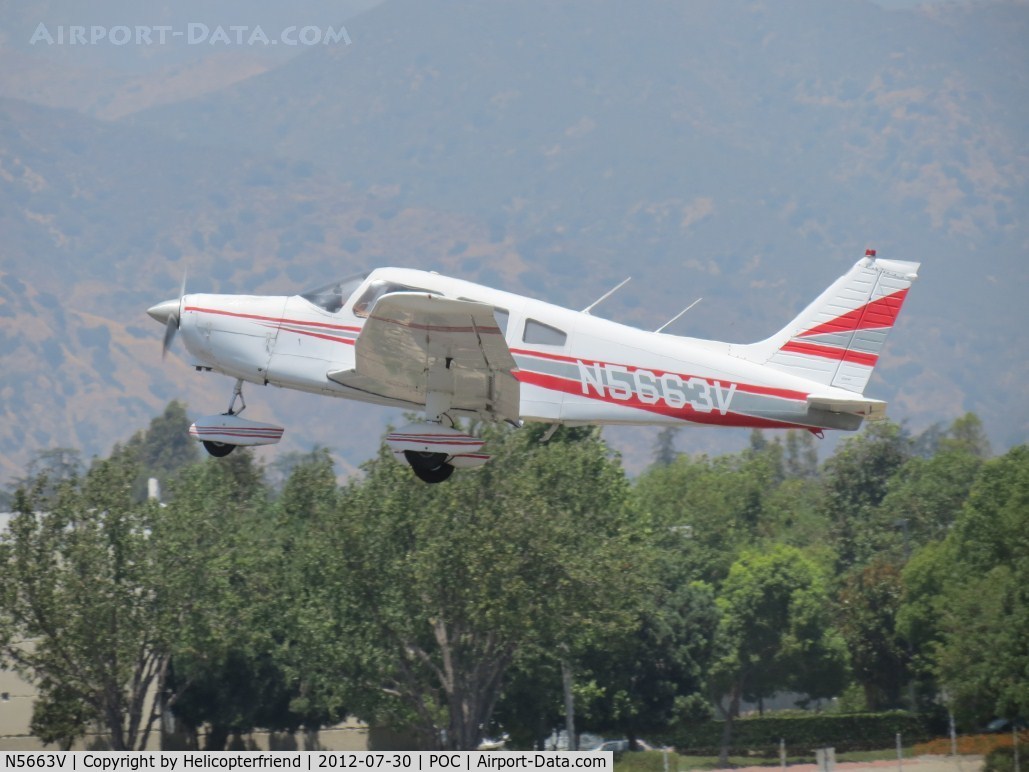 N5663V, Piper PA-28-161 C/N 28-7716193, Climbing out from 26L