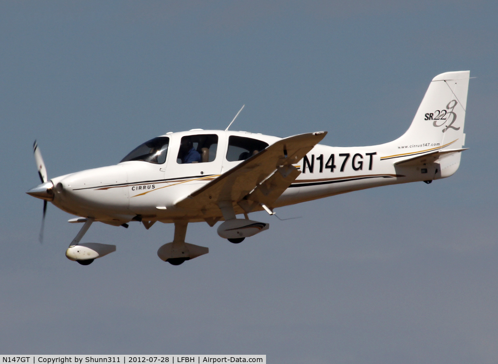 N147GT, 2004 Cirrus SR22 G2 C/N 1069, Landing rwy 27