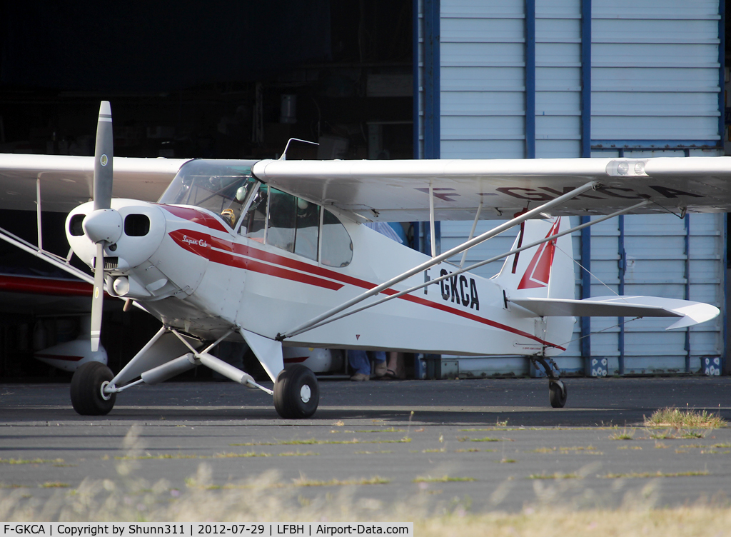 F-GKCA, Piper PA-18-150 Super Cub C/N 18-8604, Parked on the south...