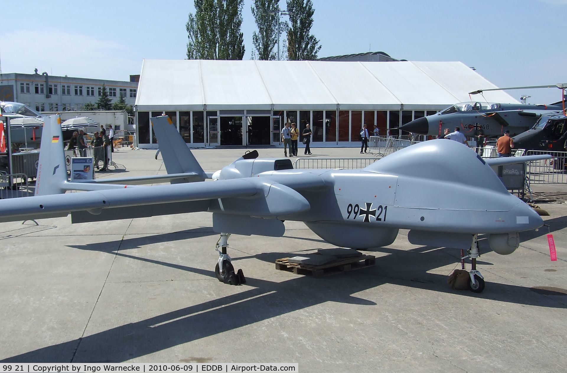 99 21, Israel Aerospace Industries Heron C/N Not found 99 21, IAI Heron 1 of the German Air Force at ILA 2010, Berlin