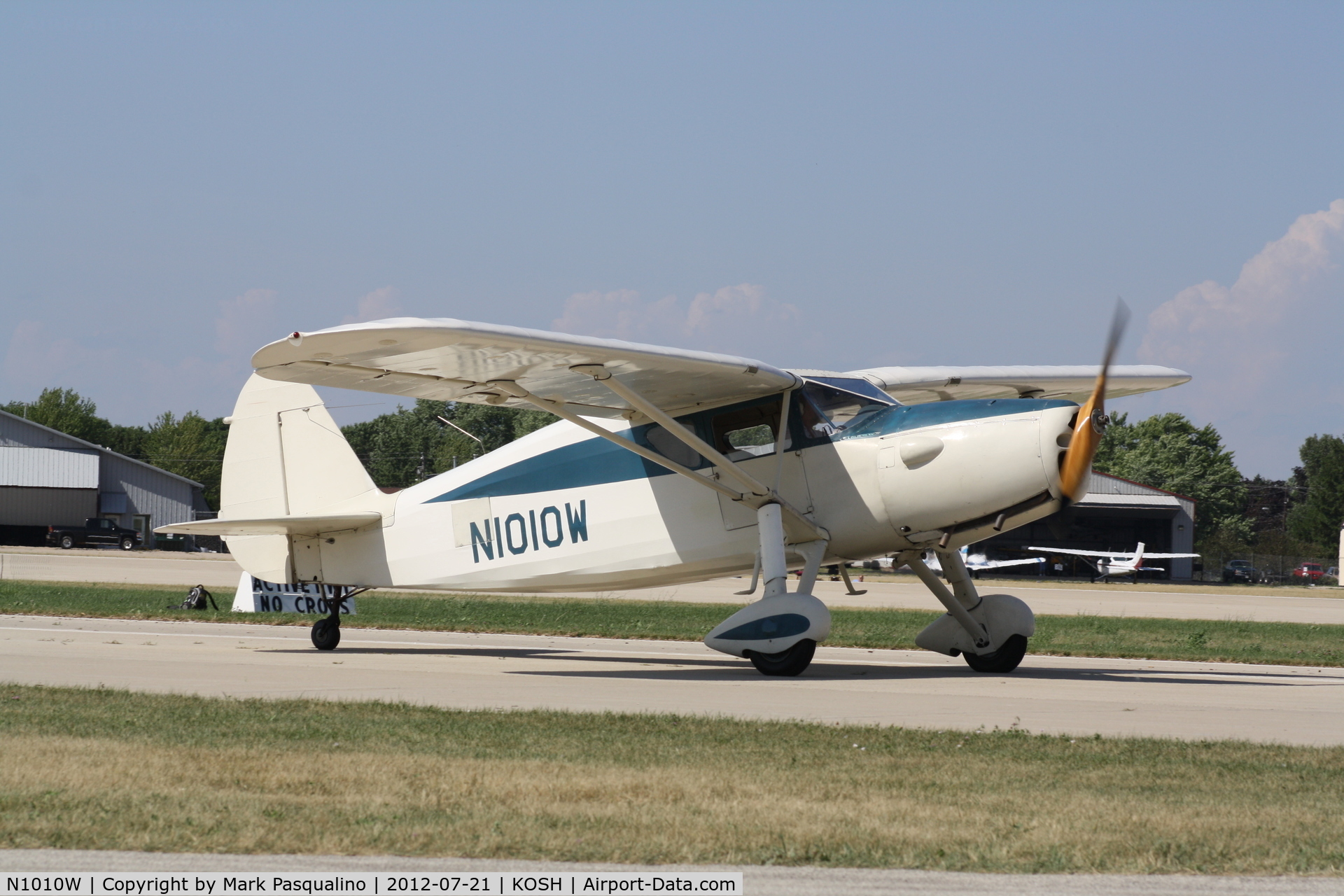 N1010W, 1946 Fairchild 24R-9 C/N R46-253, Fairchild 24R-9