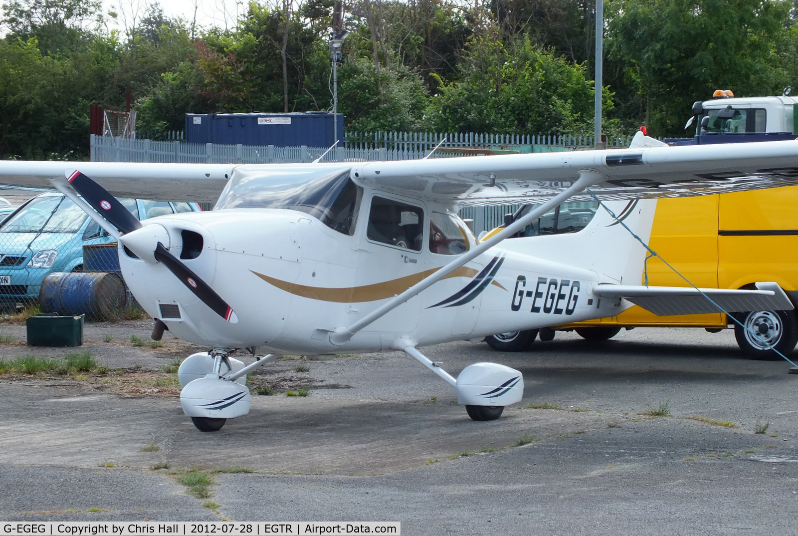 G-EGEG, 2000 Cessna 172R C/N 17280894, privately owned