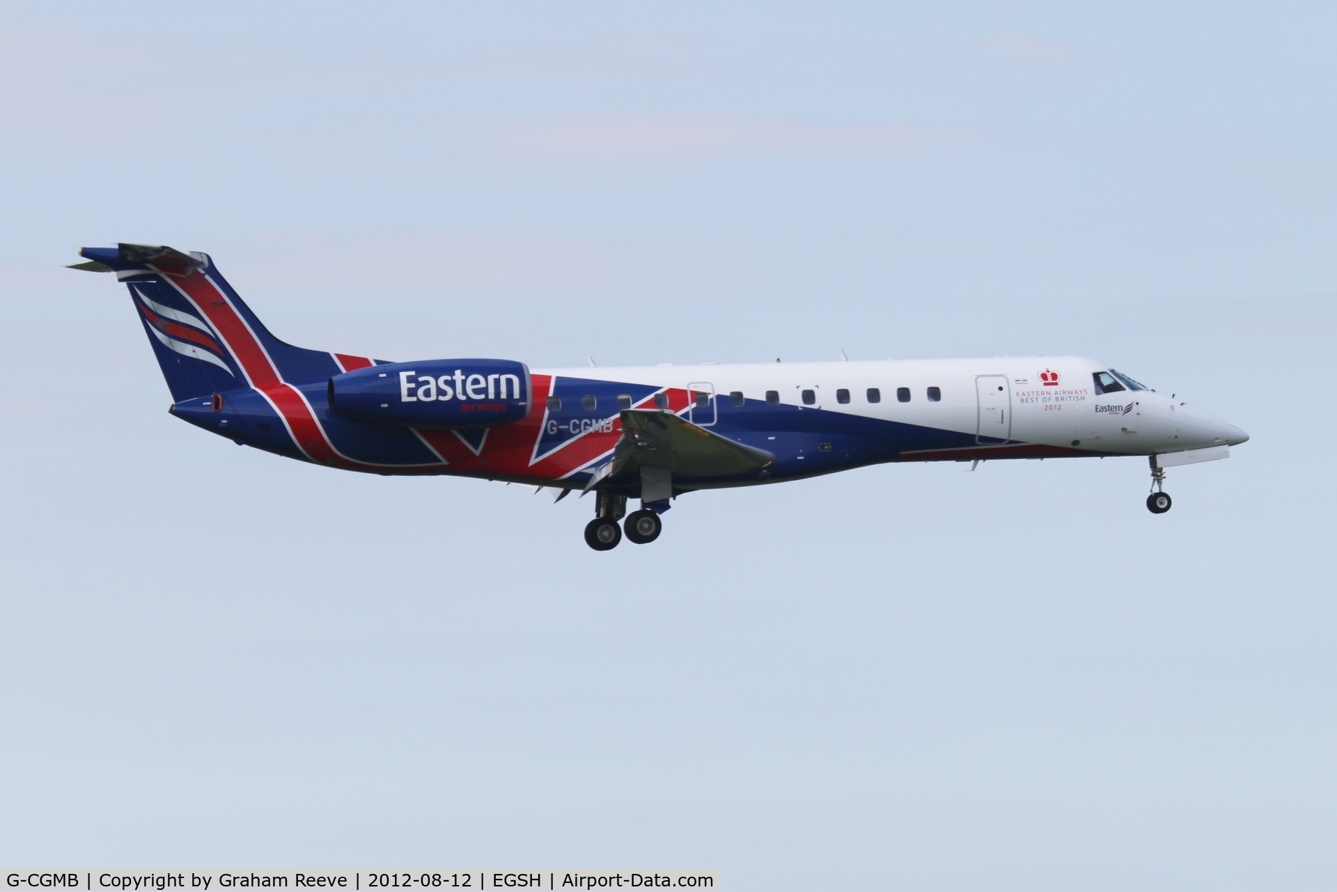 G-CGMB, 2000 Embraer ERJ-135ER (EMB-135ER) C/N 145189, About to land.