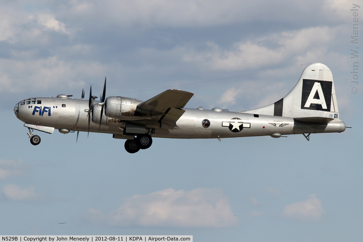 N529B, 1944 Boeing B-29A-60-BN Superfortress C/N 11547, Fifi seen just after take-off... tucking the gear away!