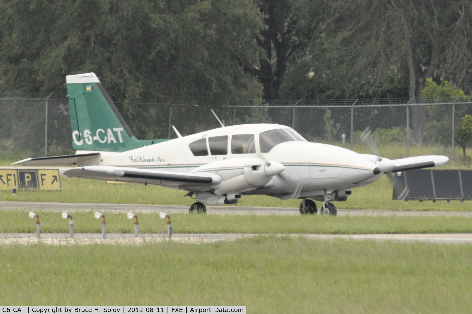 C6-CAT, Piper PA-23-250 C/N 27-7554083, Ready for takeoff on runway 8