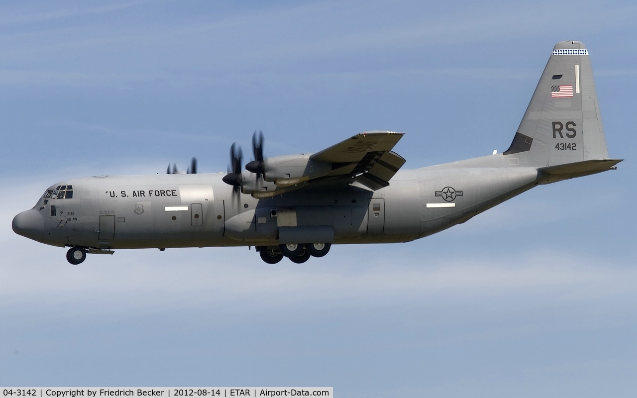 04-3142, 2004 Lockheed Martin C-130J-30 Super Hercules C/N 382-5558, on final RW26