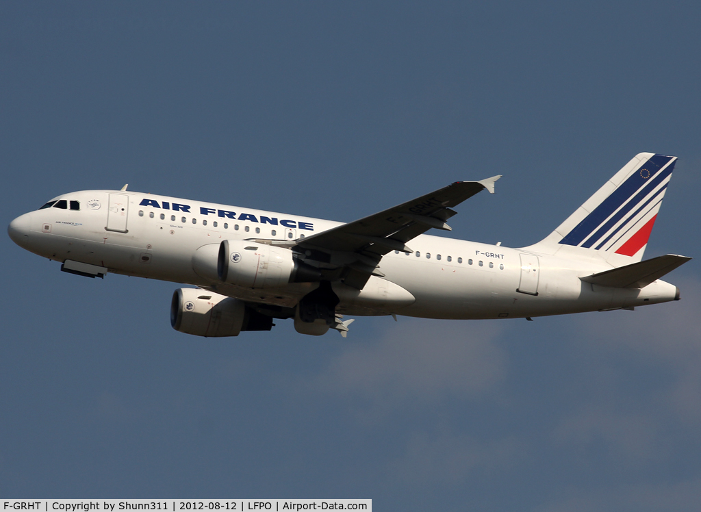 F-GRHT, 2001 Airbus A319-111 C/N 1449, Taking off from rwy 24