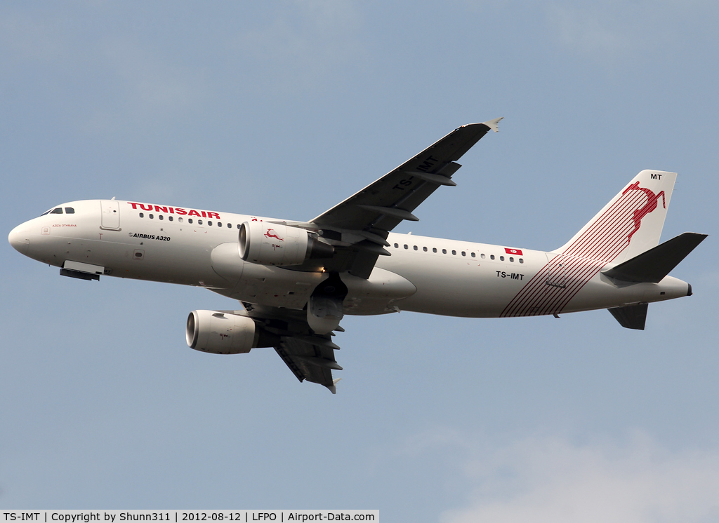 TS-IMT, 2012 Airbus A320-214 C/N 5204, Taking off from rwy 24