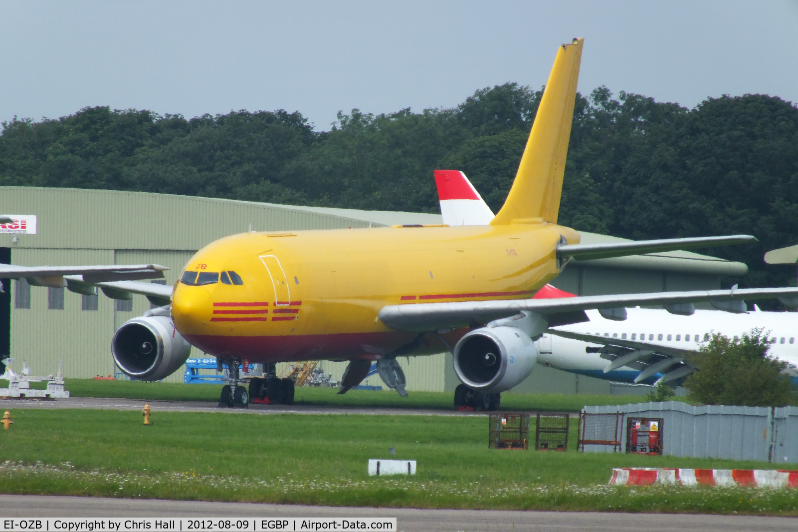 EI-OZB, 1982 Airbus A300B4-103(F) C/N 184, in storage at Kemble