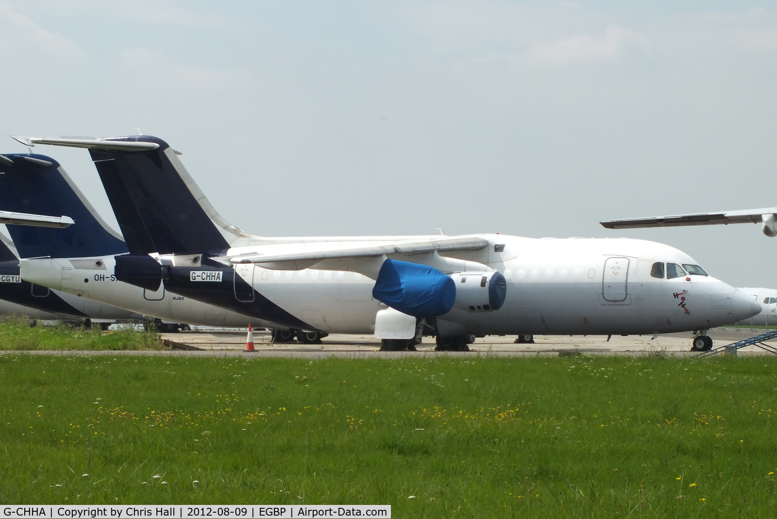 G-CHHA, 1996 British Aerospace Avro 146-RJ85 C/N E.2295, ex OO-DJV Brussels Airlines in storage at Kemble