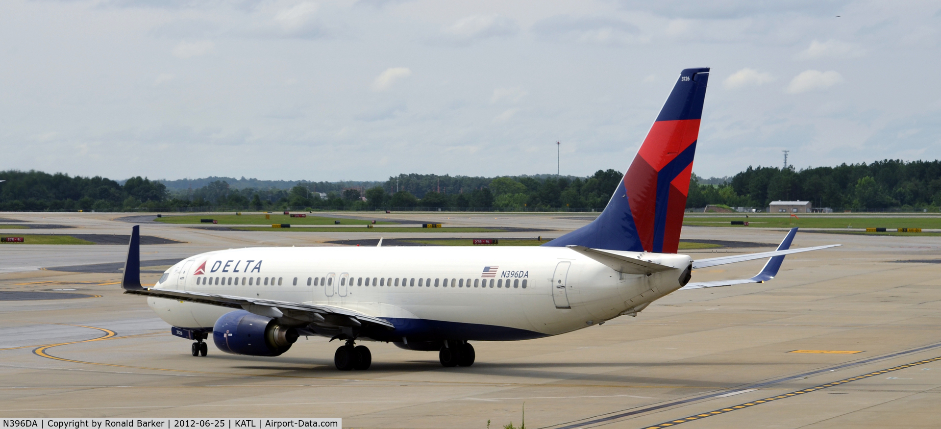 N396DA, 2000 Boeing 737-832 C/N 30378, Atlanta