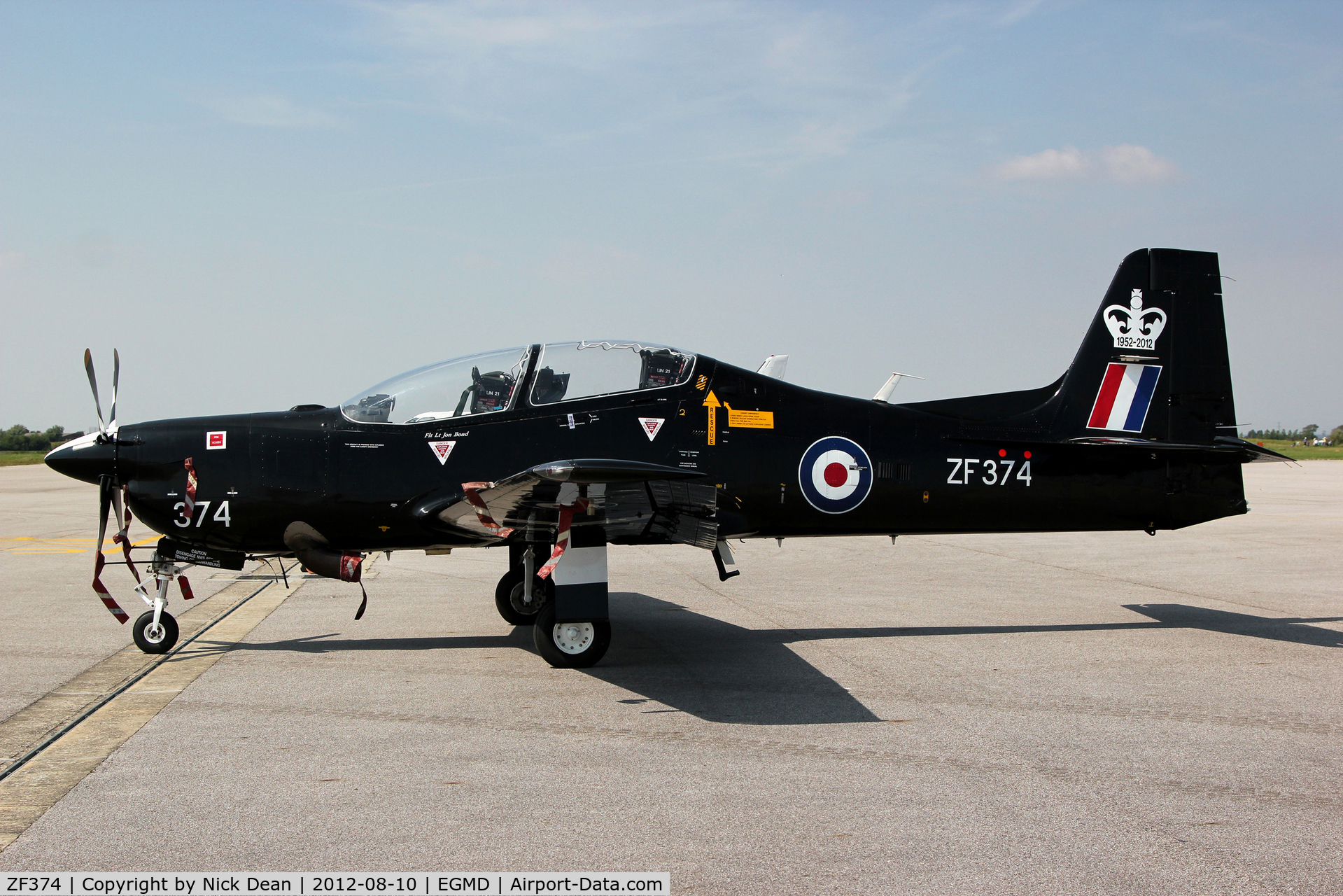 ZF374, 1992 Short S-312 Tucano T1 C/N S117/T88, EGMD/LYX Overnighted for the Eastbourne Airshow.