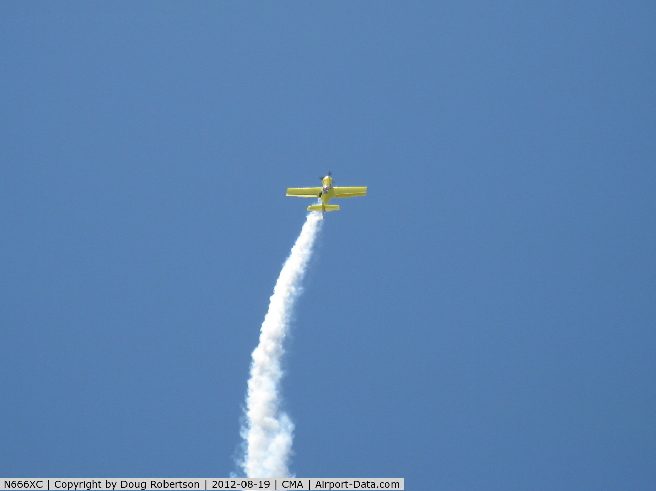N666XC, 1997 Zlin Z-50LS C/N 0077, 1997 Moravan ZLIN Z50 LS 'Tumbling Bear', Lycoming IO-540 260 Hp, aerobatic act with smoke