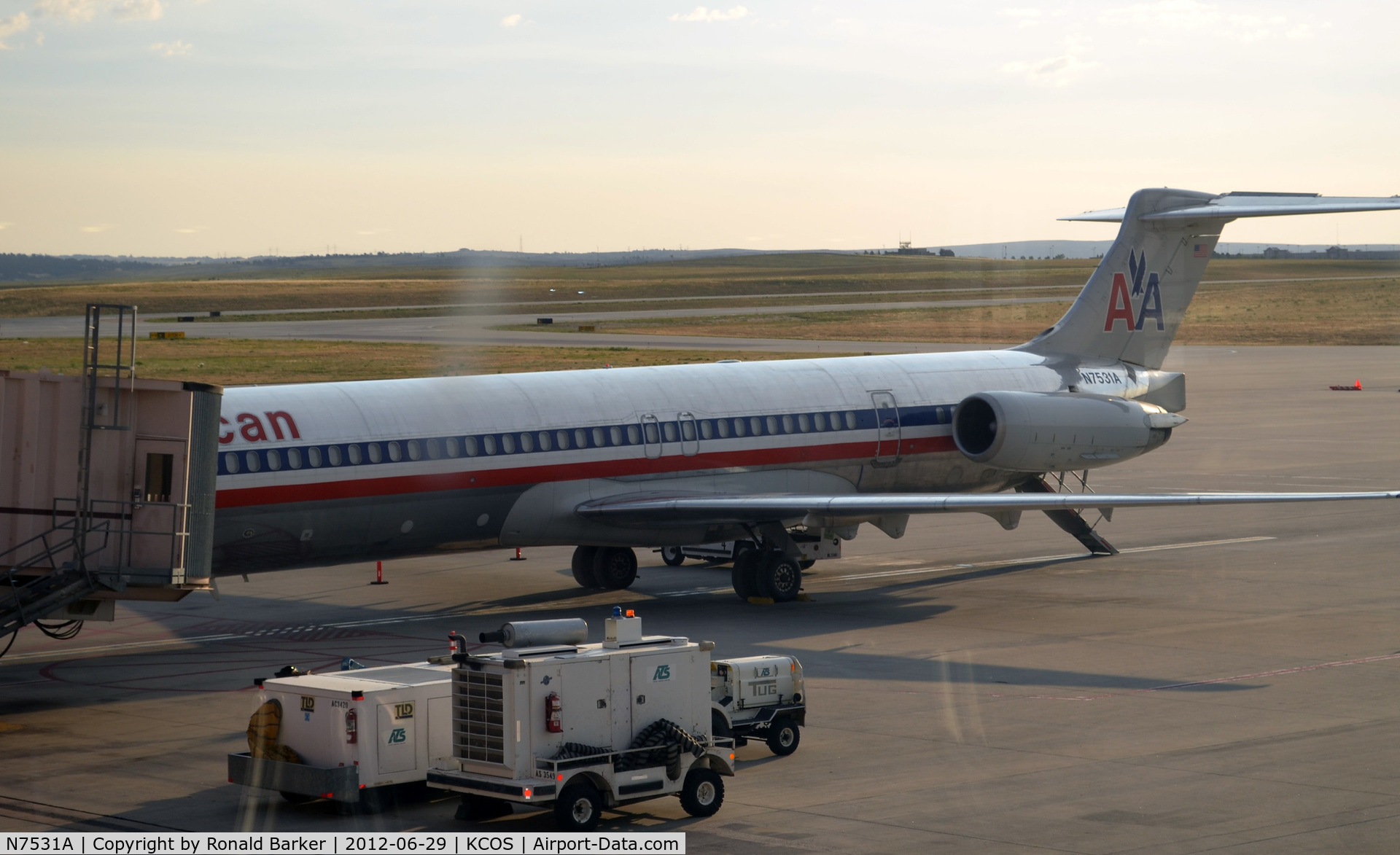 N7531A, 1990 McDonnell Douglas MD-82 (DC-9-82) C/N 49923, The Springs